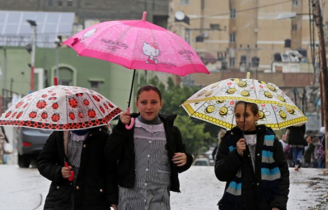 غزة: تأخير البدء بدوام المدارس حتى 3/2/2022